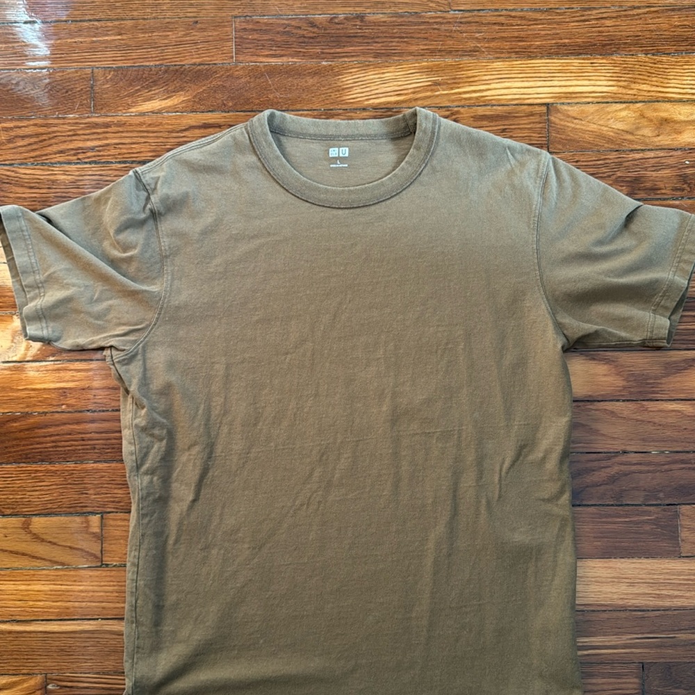 Uniqlo U AIRism Cotton Oversized Crew Neck Half-Sleeve T-Shirt in green